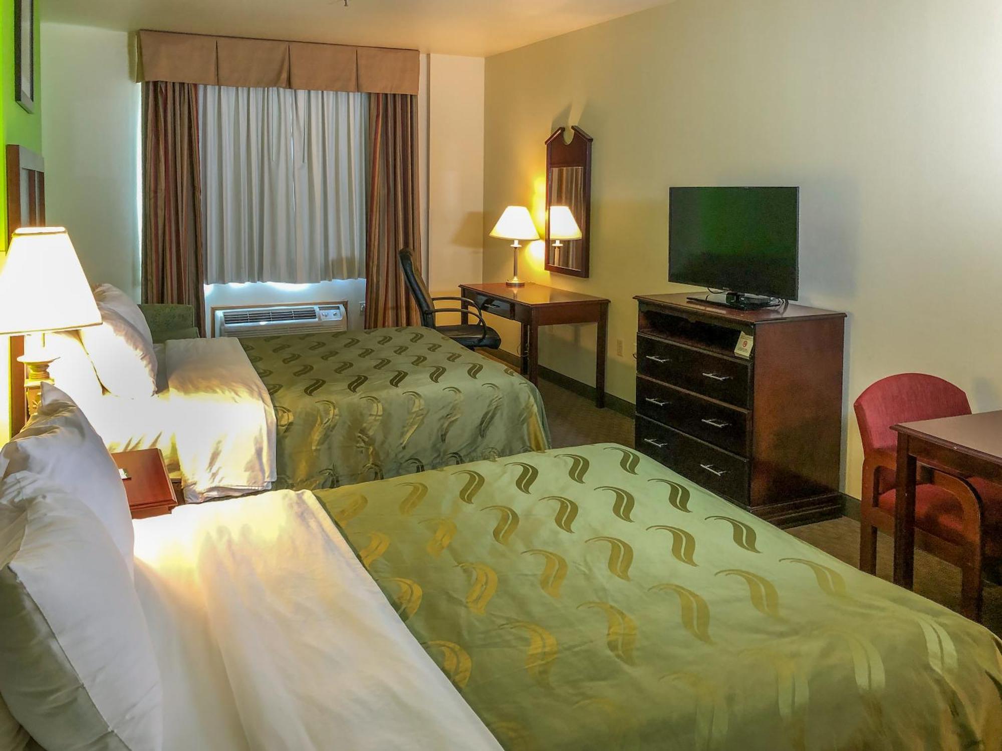 Quality Inn & Suites Of Alma - Northeast From Fort Smith מראה חיצוני תמונה